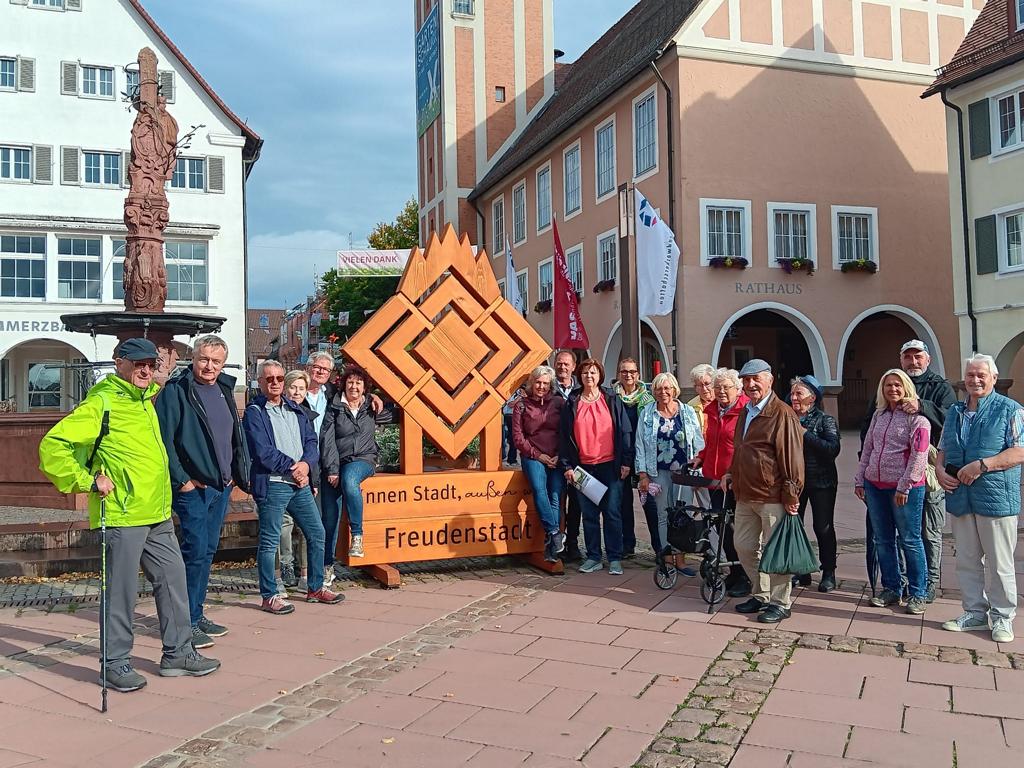 Gartenfreunde Trossingen Ausflug 2025 (29) Gartenfreunde Trossingen e. V. Ausflug 2024 Blühnede Barock Ludwigsburg